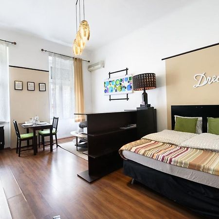 Art Dream Apartment Boedapest Buitenkant foto